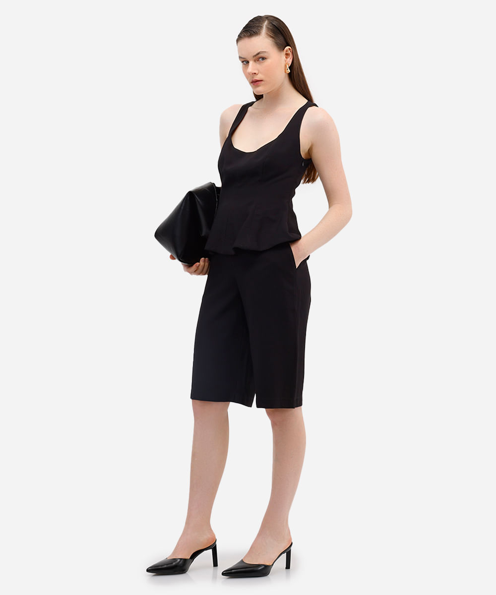 bermuda reta feminina de alfaiataria - preto