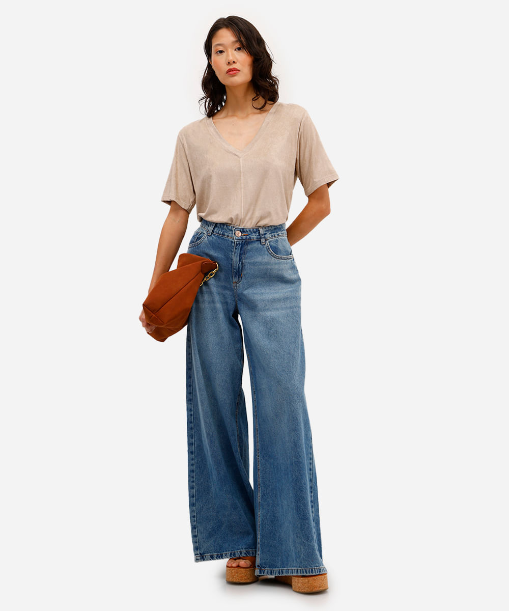 blusa feminina de suede decote v bege