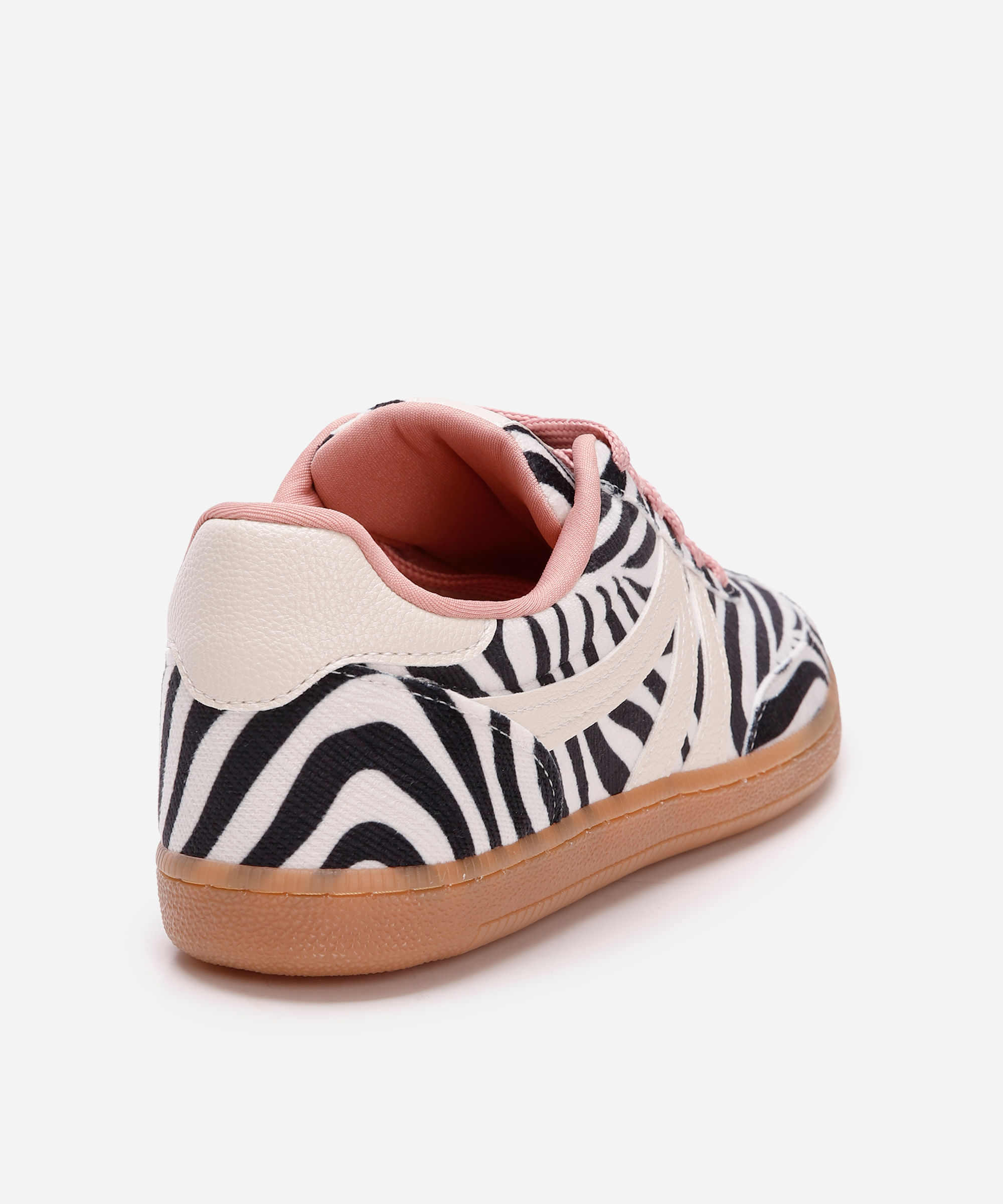 tênis bossa com recortes animal print colorido