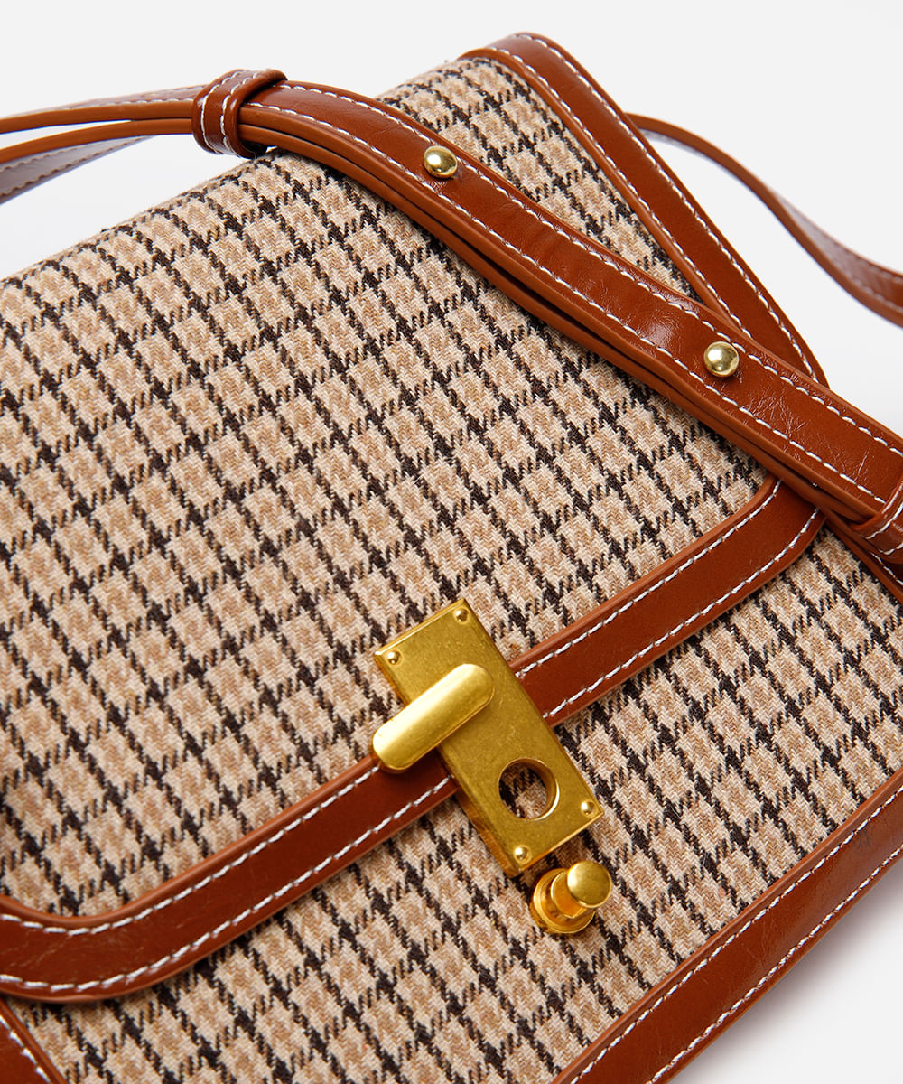 bolsa feminina transversal xadrez fecho metal marrom