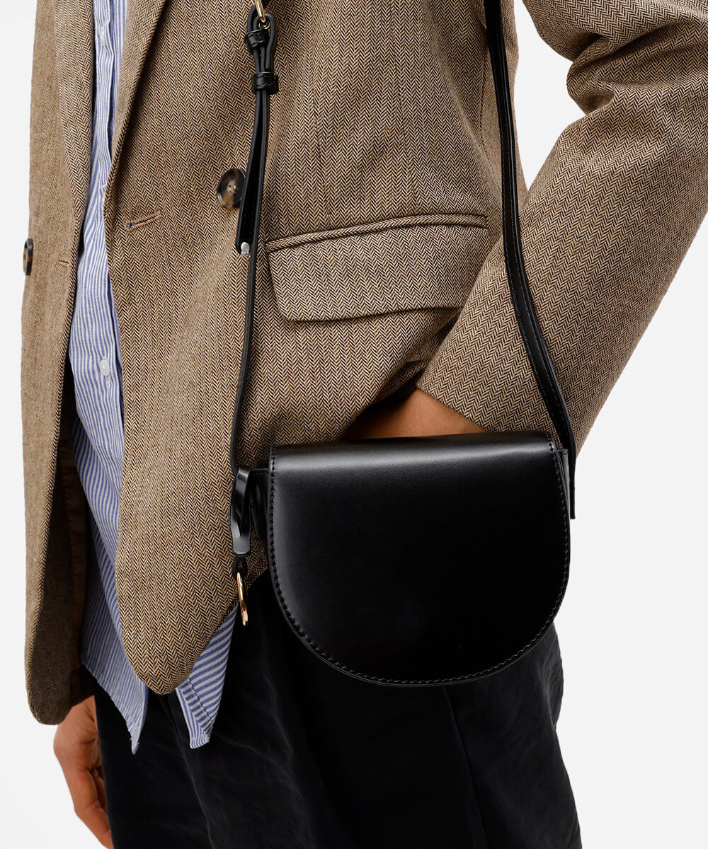 bolsa transversal estruturada preta