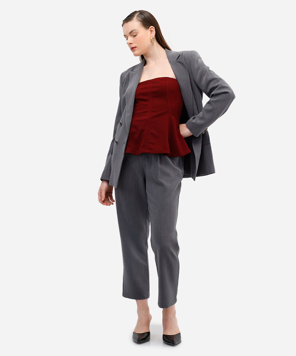 calça feminina de alfaiataria com cinto cinza