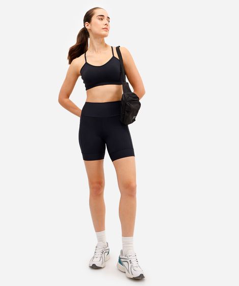 bermuda feminina esportiva com bolsos preto