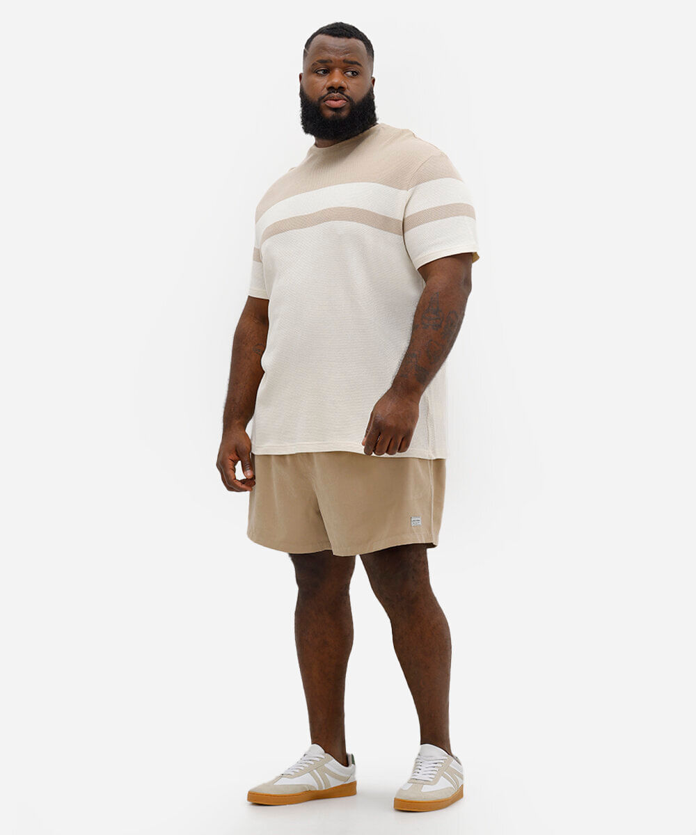 camiseta comfort de algodão texturizada plus size bege
