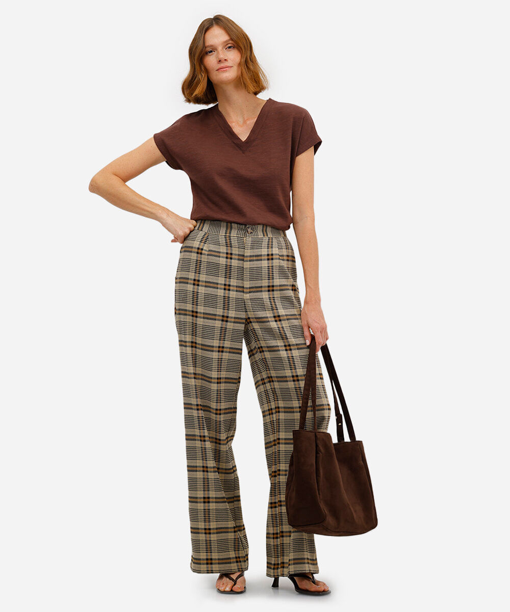 blusa básica feminina de algodão decote v marrom