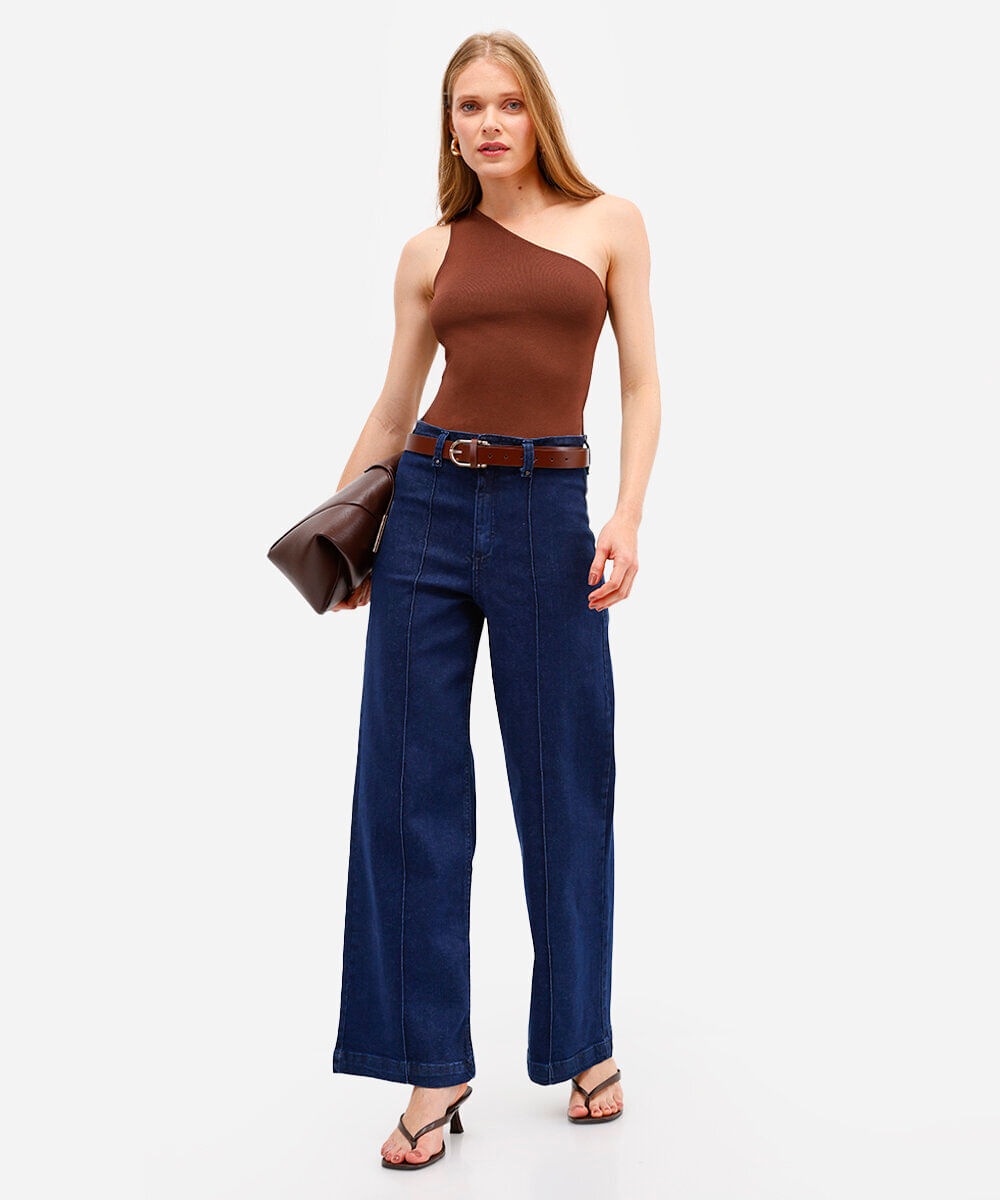 blusa ombro único feminino de tricot marrom
