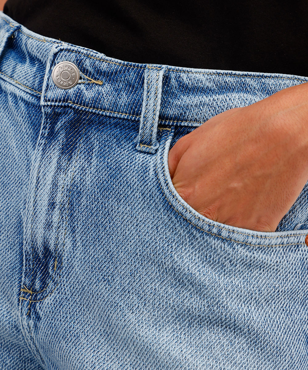 short feminino jeans com fendas azul