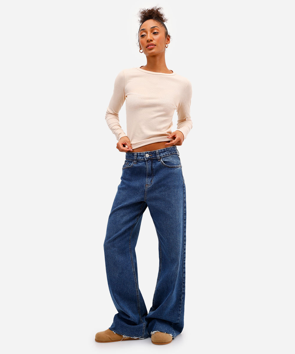 blusa básica feminina decote careca manga longa bege