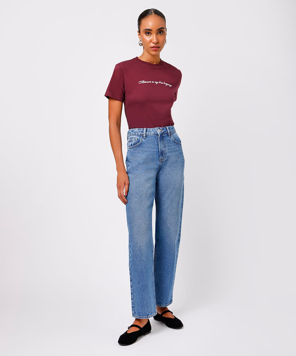 camiseta feminina de algodão bordada mindset vinho