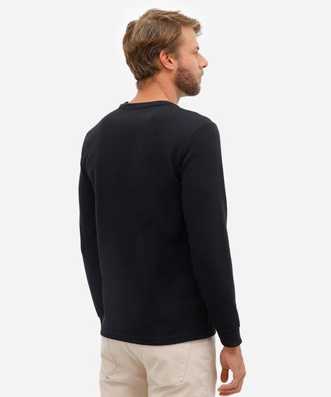 camiseta de moletinho manga longa preta