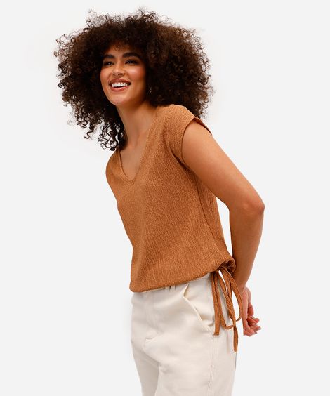 regata feminina com amarração texturizada marrom