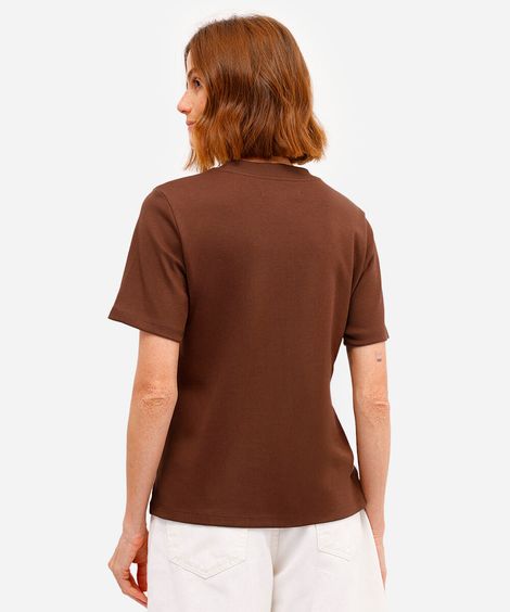 camiseta feminina de algodão peruano estampada marrom