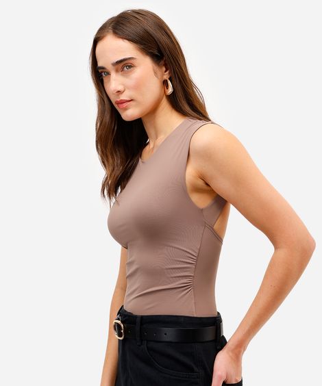 body feminino de poliamida franzido com recorte bege