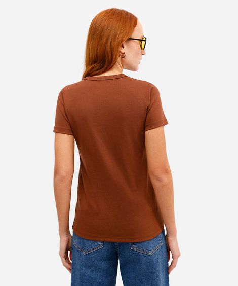camiseta feminina de algodão peruano marrom