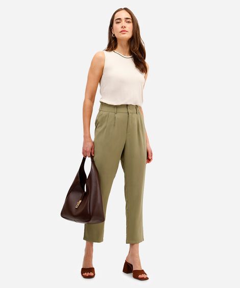 calça feminina de alfaiataria com pregas verde