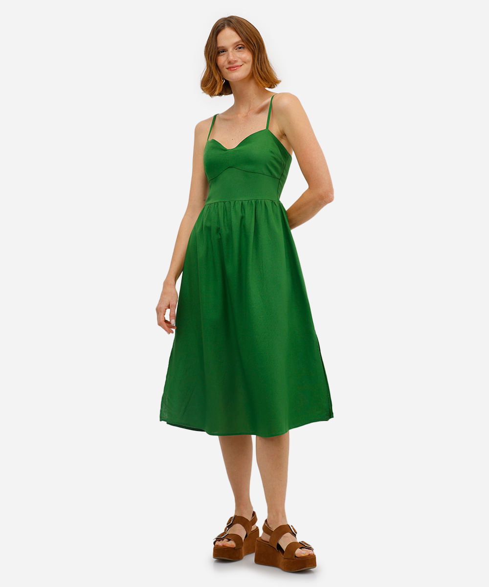 vestido midi feminino com linho e fendas verde