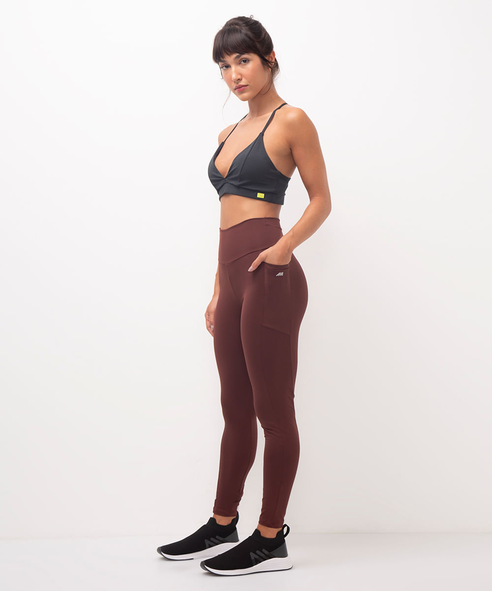 calça legging esportiva com bolso marrom