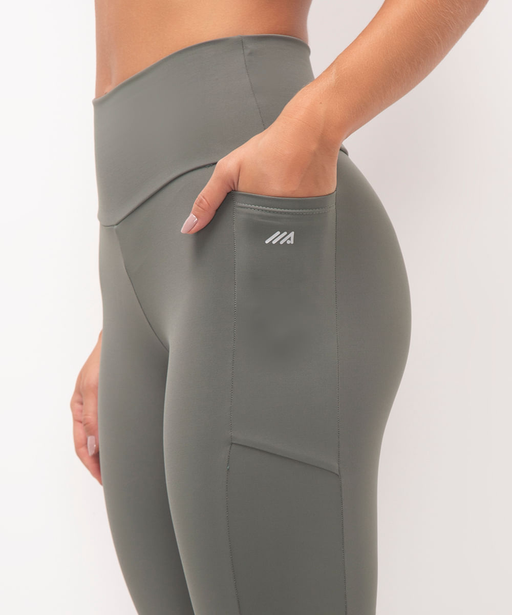 calça legging esportiva com bolso verde