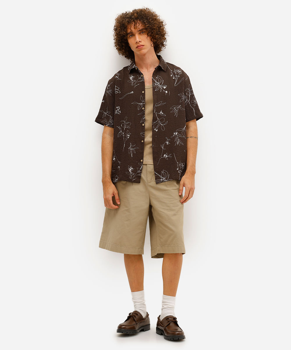 camisa masculina texturizada estampada marrom