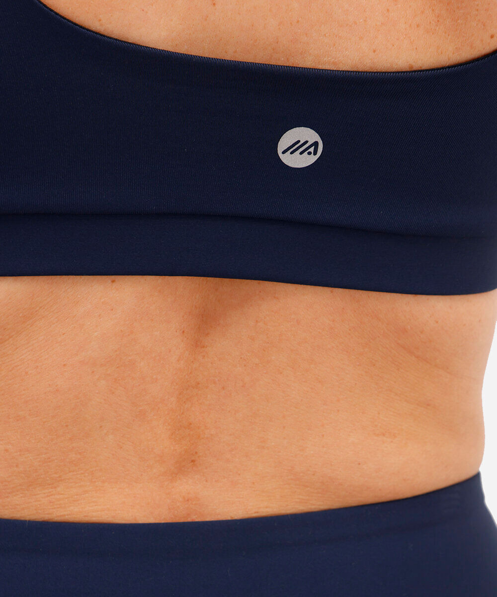 top feminino esportivo decote quadrado azul