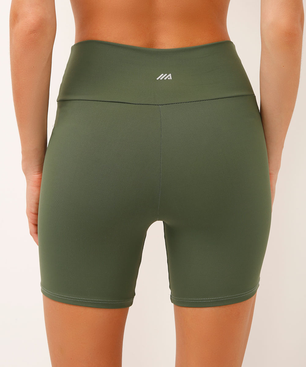 bermuda esportiva verde