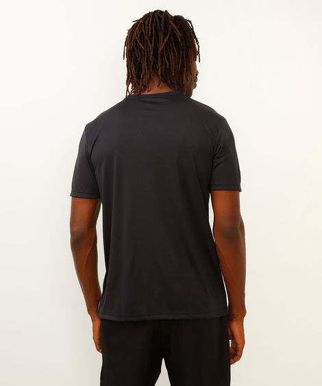 camiseta masculina esportiva com listras preta