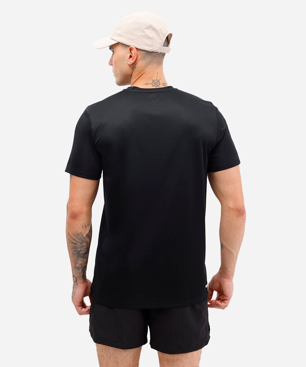 camiseta com recortes e refletivos manga curta esportiva preta