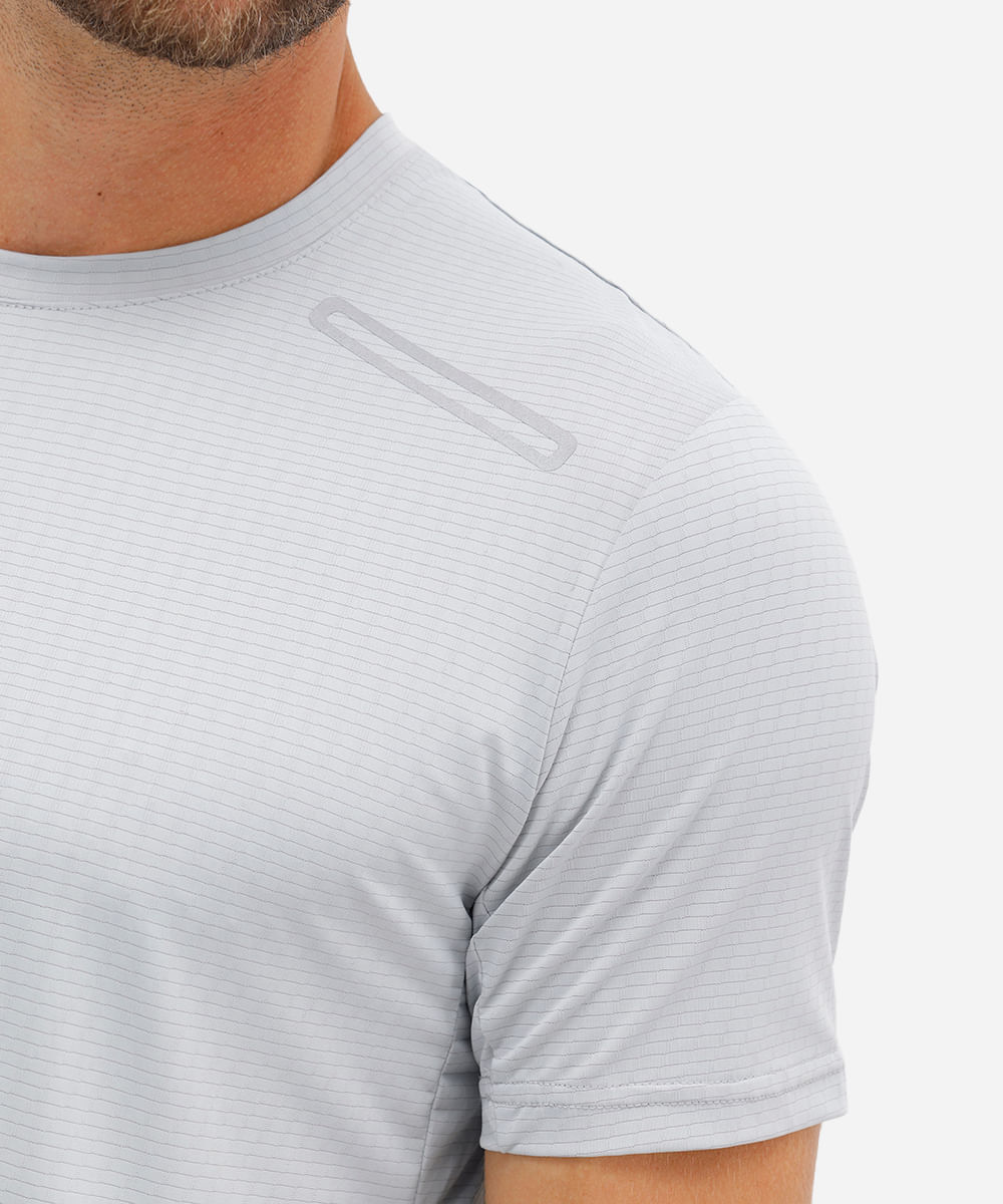 camiseta masculina esportiva texturizada cinza