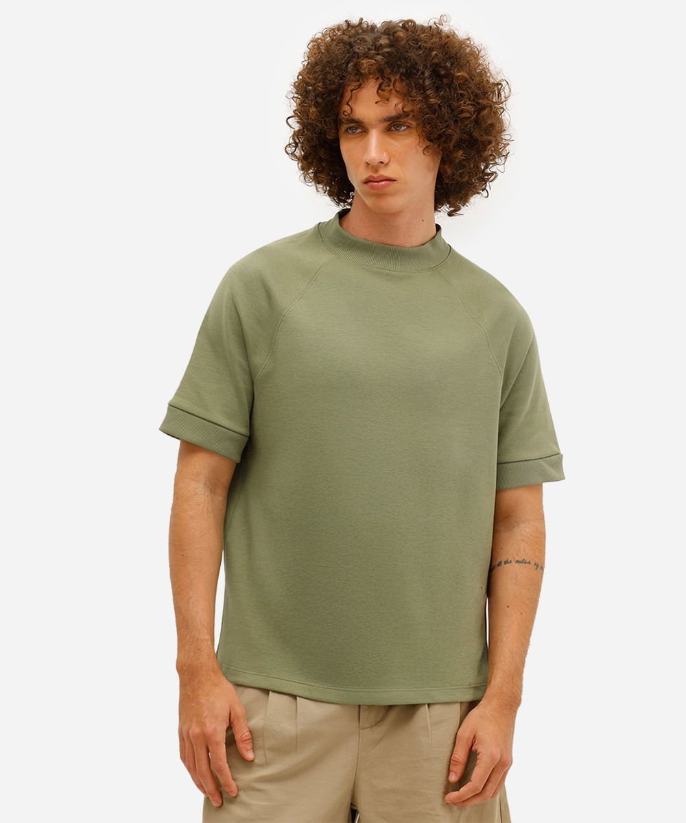 camiseta slim masculina manga curta raglan verde