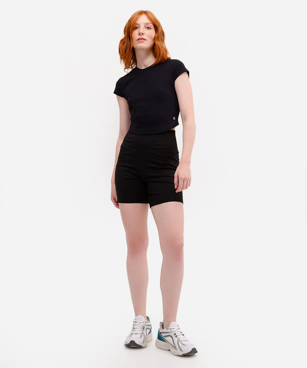 cropped feminino esportivo com recorte texturizado preto
