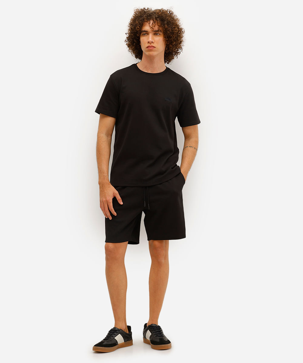 camiseta masculina manga curta com bordado preta