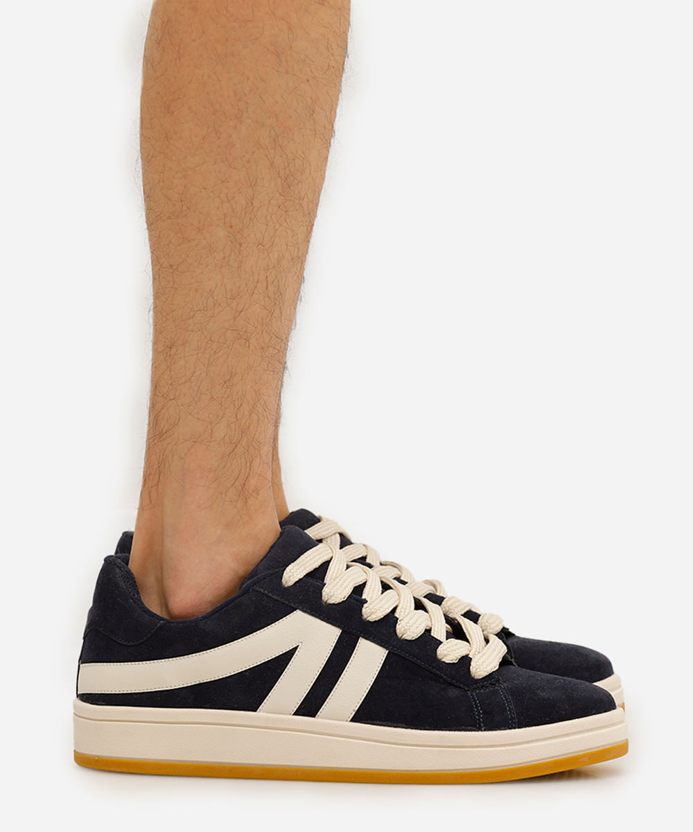 tênis casual com recortes azul