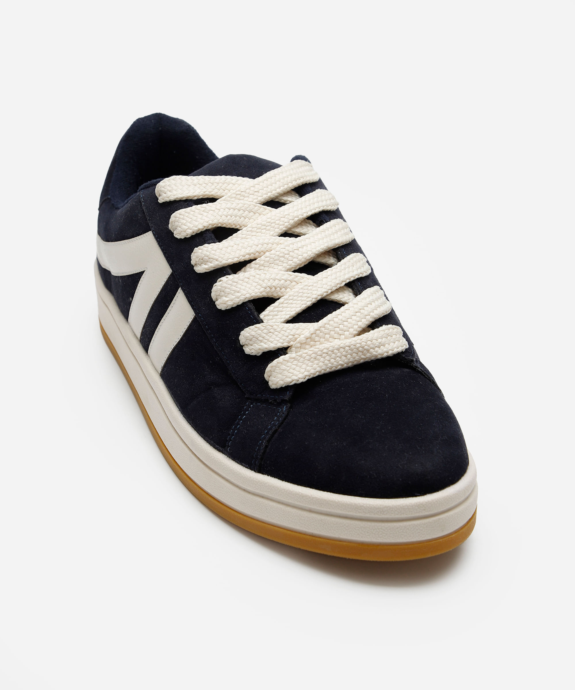 tênis casual com recortes azul