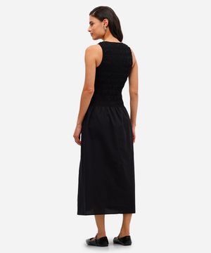 vestido midi de algodão franzido preto