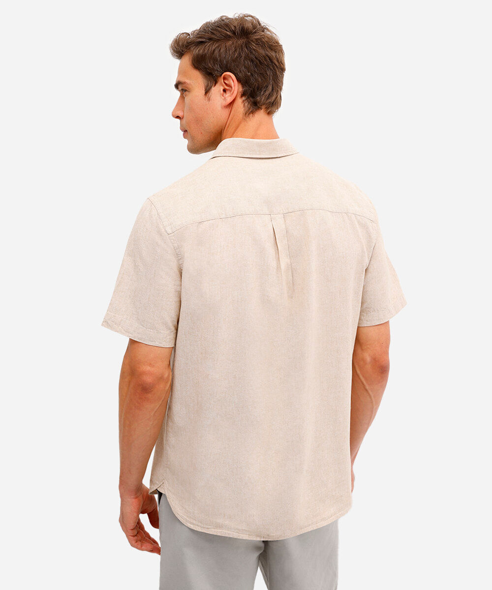 camisa comfort com linho manga curta bege