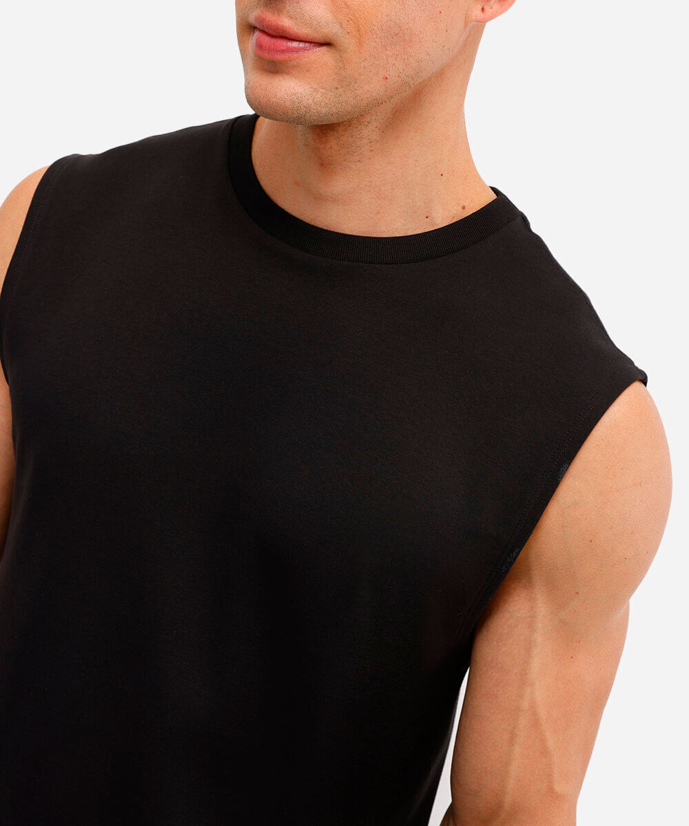 regata de algodão peruano alça larga preta