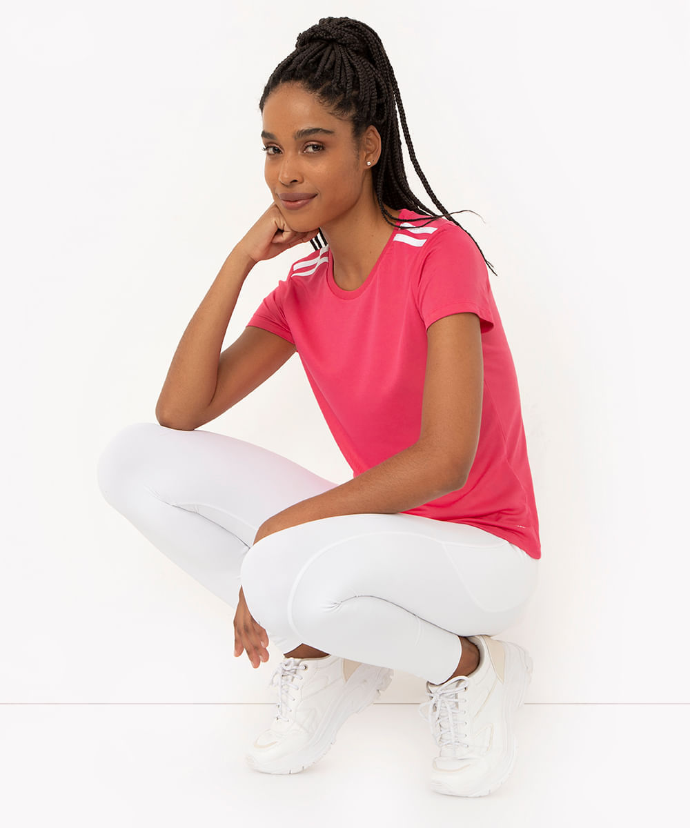 camiseta feminina esportiva ace manga curta com listras rosa