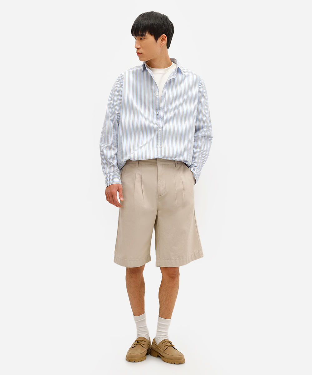 bermuda baggy masculina de alfaiataria com pregas bege