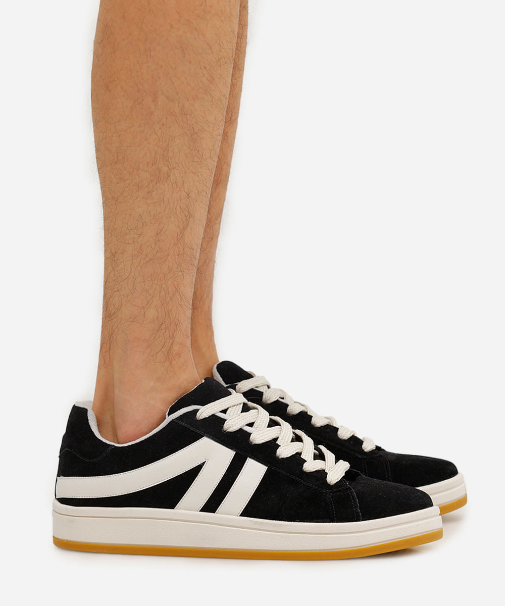 tênis casual com recortes preto