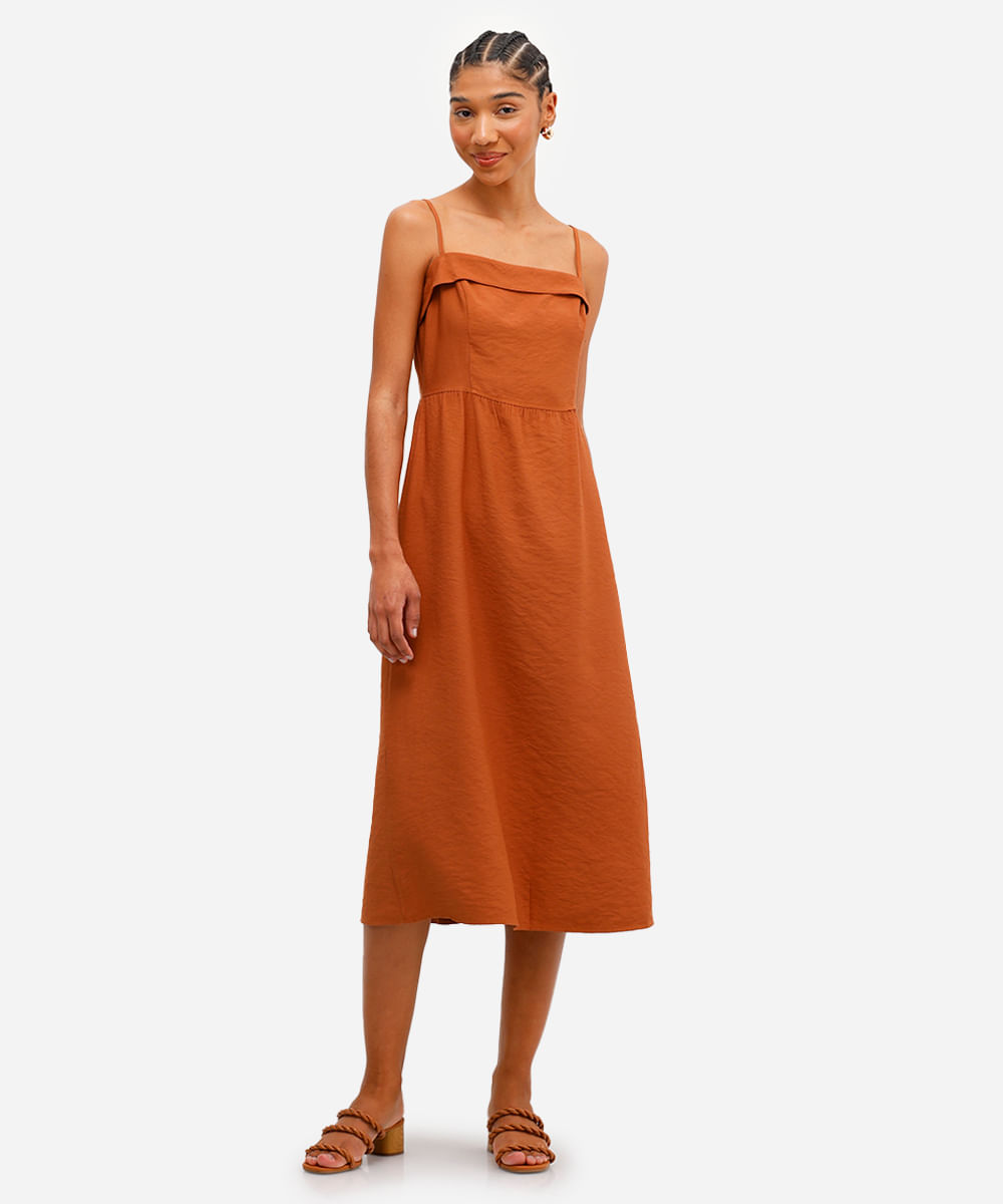 vestido midi feminino de viscose texturizado marrom