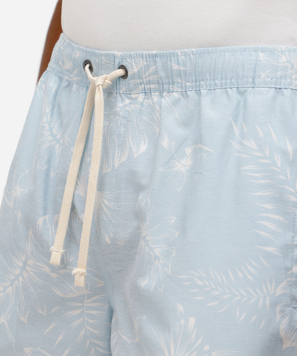 short masculino com algodão folhagens azul