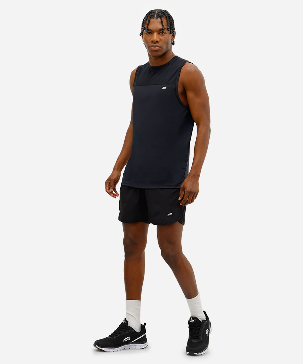 regata esportiva masculina com recortes estampada preta
