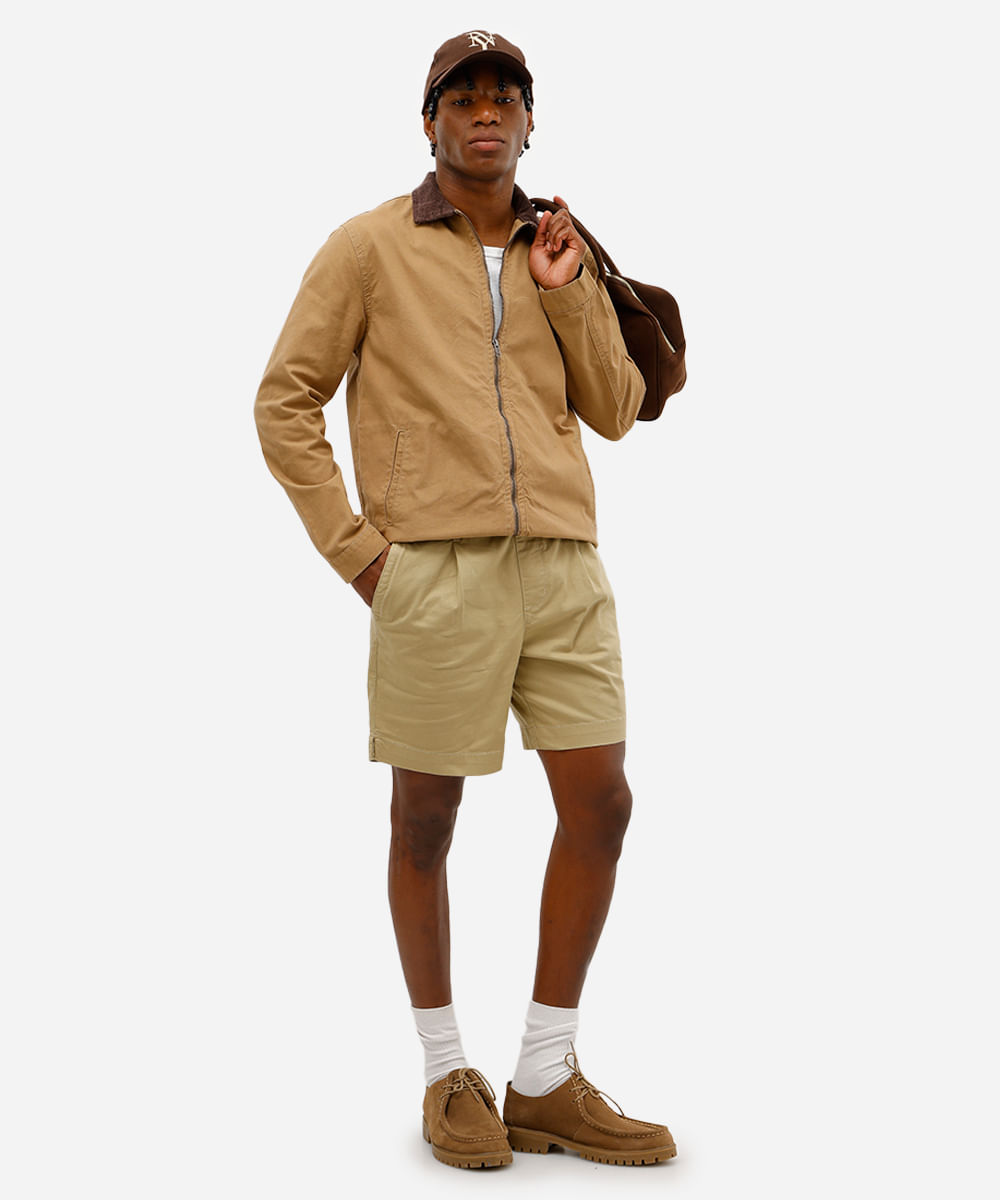 bermuda masculina de sarja com pregas bege