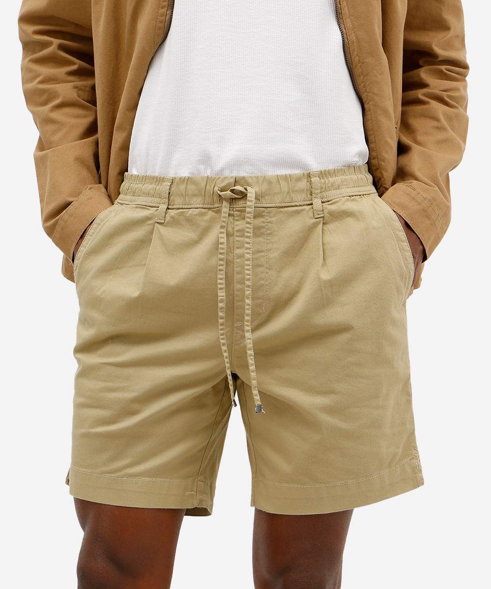 bermuda masculina de sarja com pregas bege