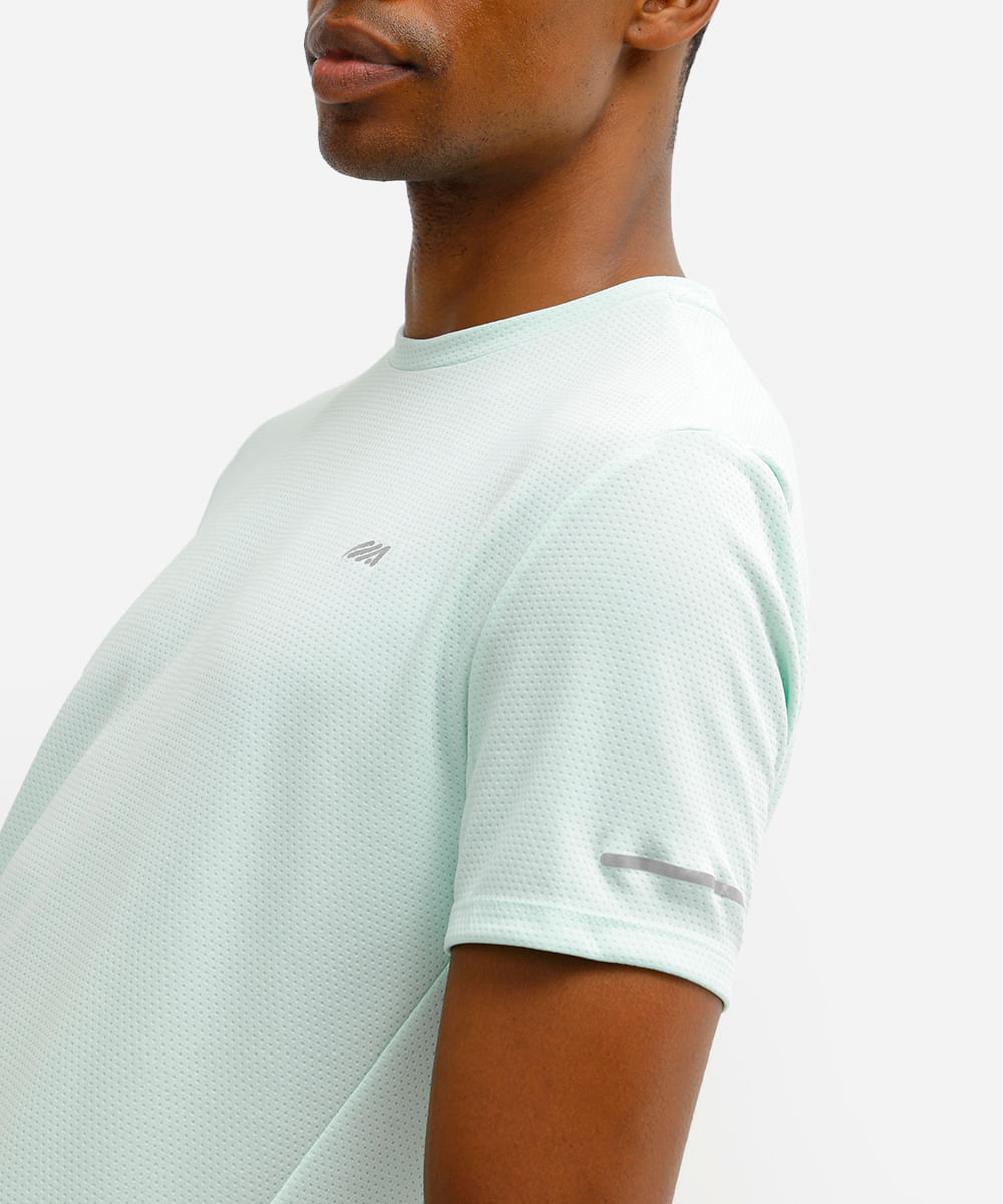 camiseta masculina esportiva verde