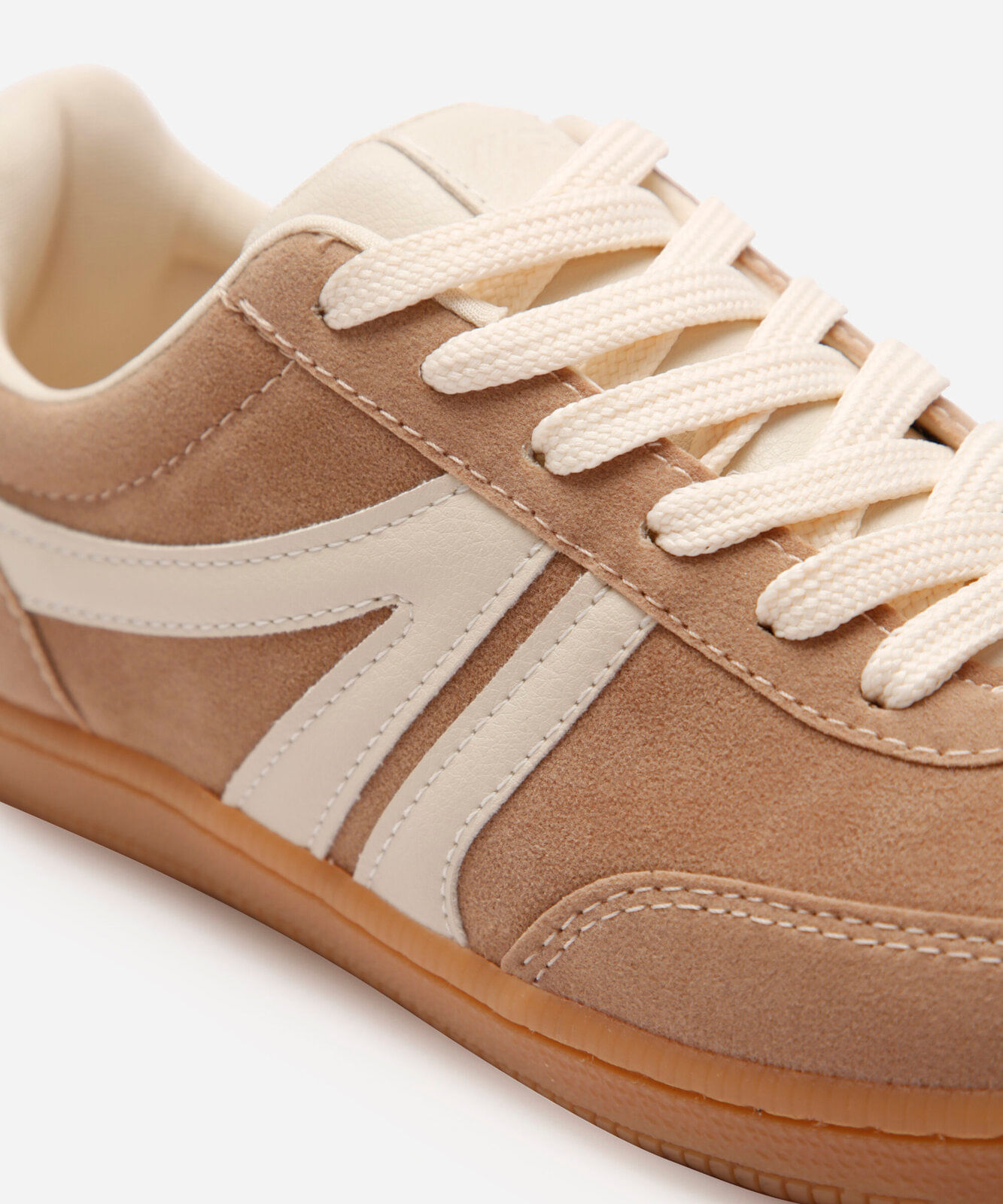 tênis bossa com recortes bicolor ace bege