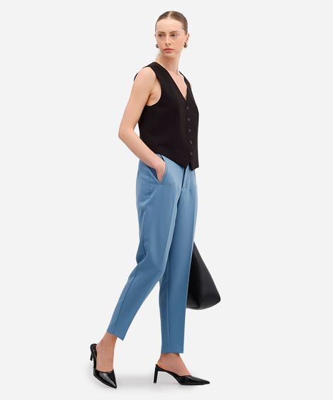 calça alfaiataria cintura alta com pences - azul médio