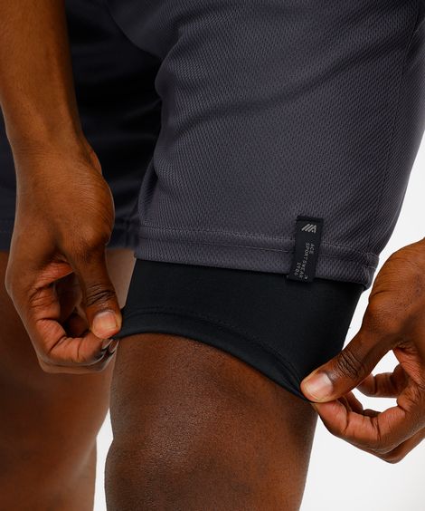 short masculino esportivo com bermuda interna cinza