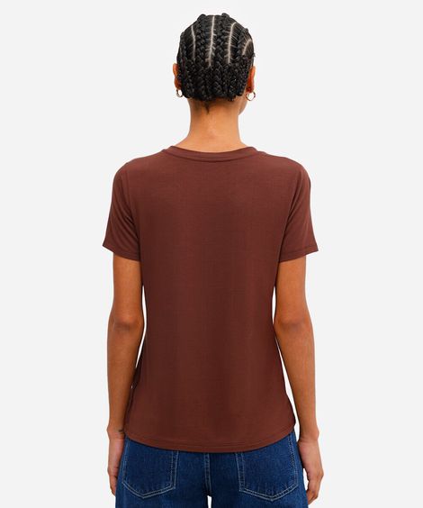 camiseta feminina básica de viscose manga curta marrom