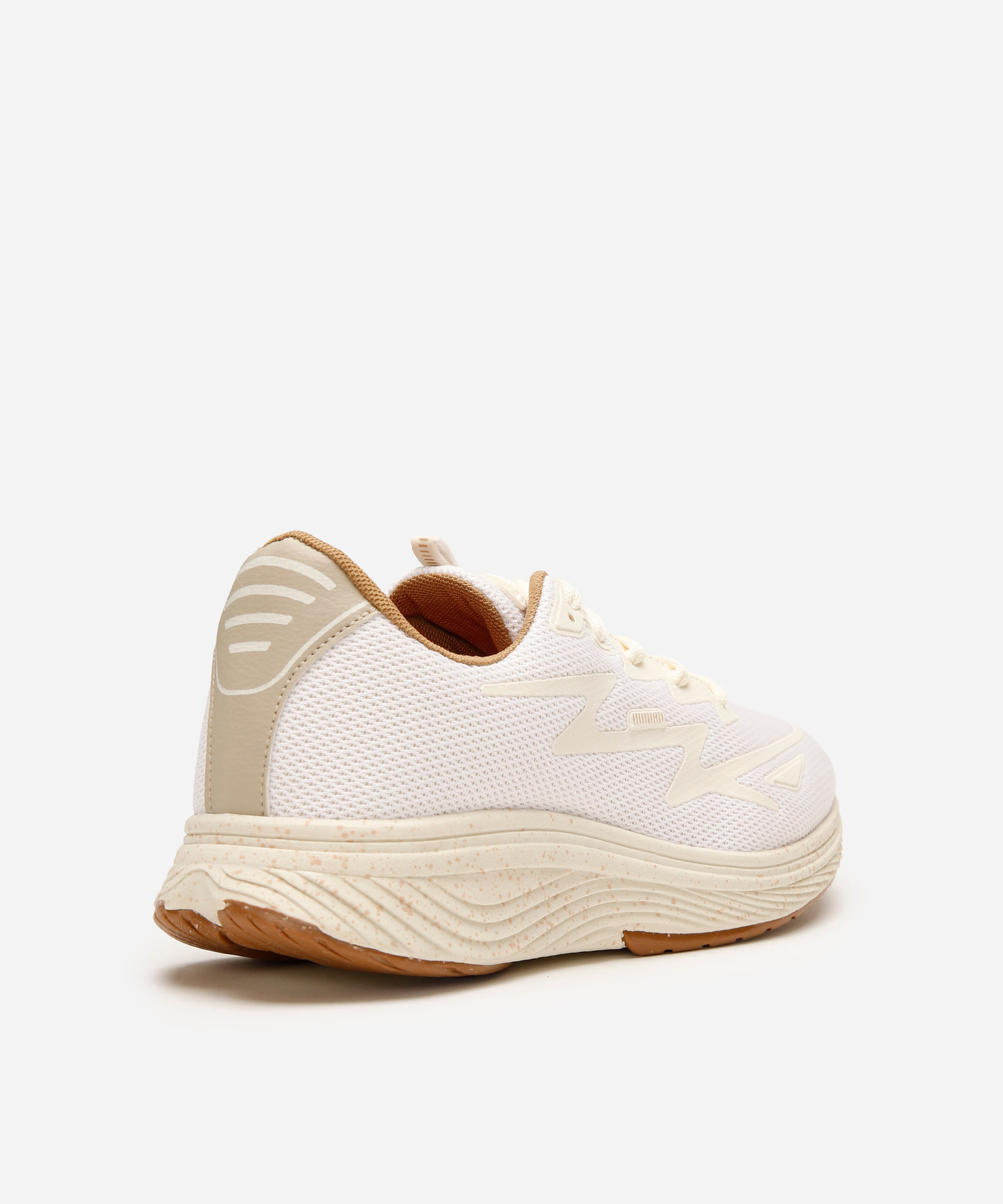 tênis esportivo texturizado off white